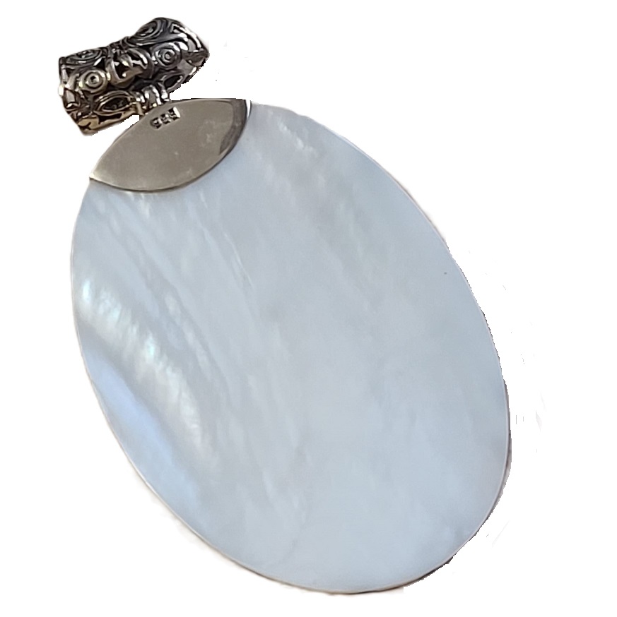 Mop Shell Set in 925 Sterling Silver Pendant