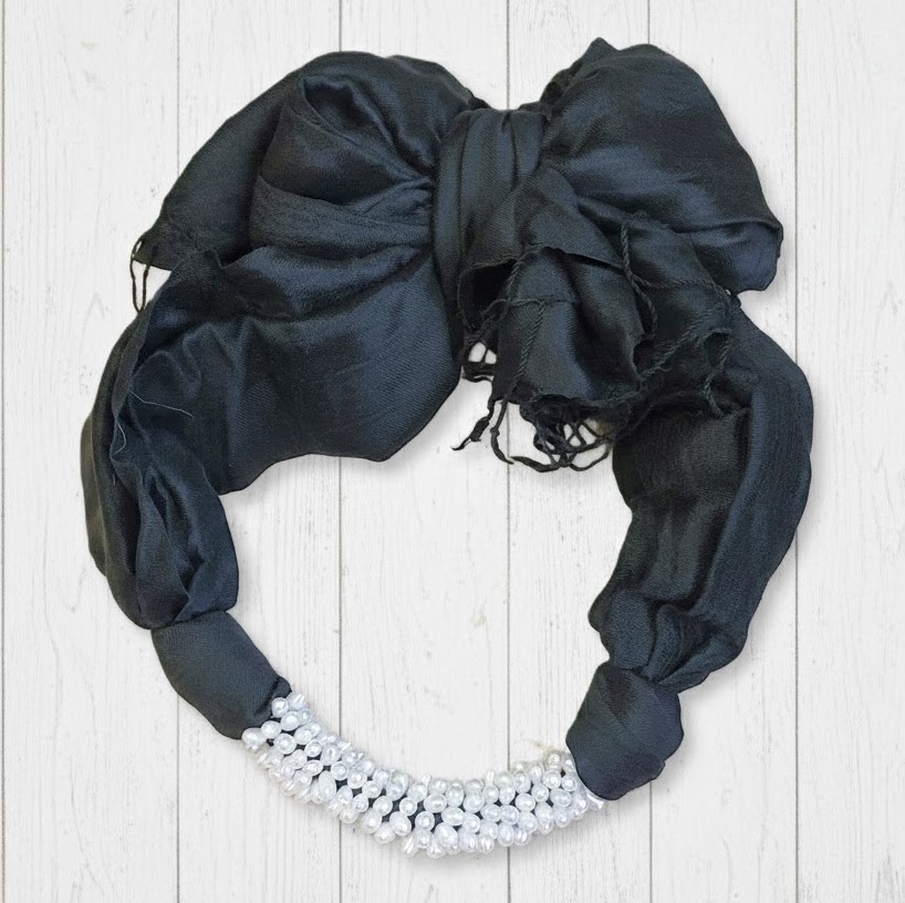 Jeweled geniune freshwater pearls & thai silk scarf - Black