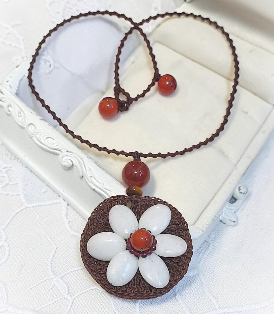 Macrame Gemstone Flower Pendant Necklace