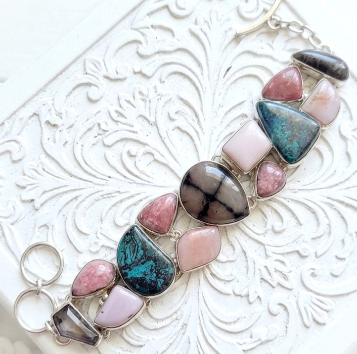 Jasper, Amethyst and Quartz Bracelet set in 925 Sterling Silver