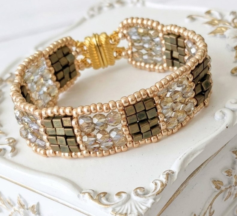 Beaded Handcrafted Bracelet with Olive Tone Crystals ad Glass Square Beads