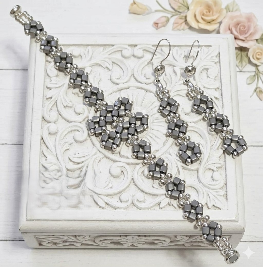 Miyuki Glass Cube Beaded Bracelet and Earrings Set - Handcrafted