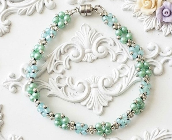 Beaded Bracelet with Mint Green and Silver Miyuki Glass Beads