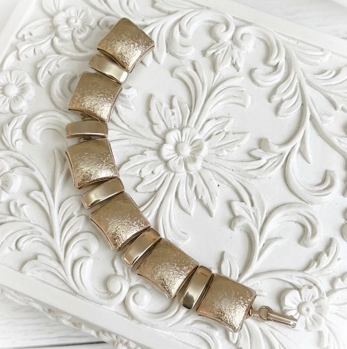 Vintage Goldtone Bracelet