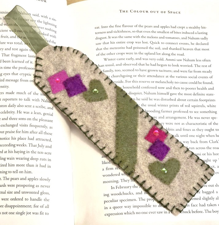 Handmade felt bookmark, embroidery and beaded accents, gift for book lover, reader - Click Image to Close