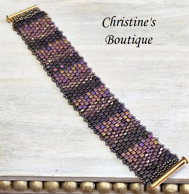 Purple ombre, handcrafted bracelet, miyuki glass beads, peyote stitch, cube like scale beads - Click Image to Close