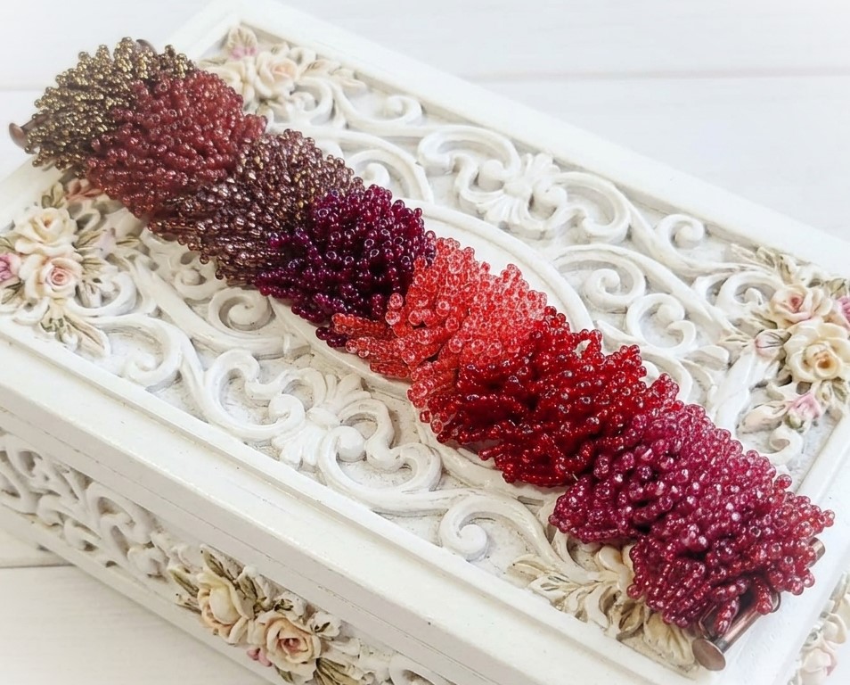 Miyuki Glass Red Ombre Fringe Bracelet Miyuki Glass Red Ombre Fringe Bracelet