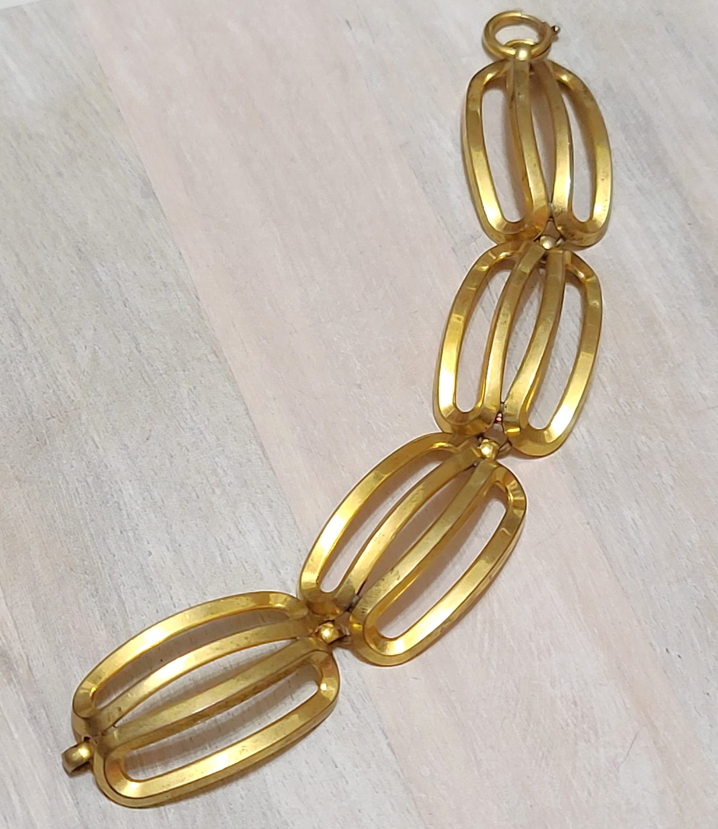 Vintage bracelet, in brass finish, large bubble caged links