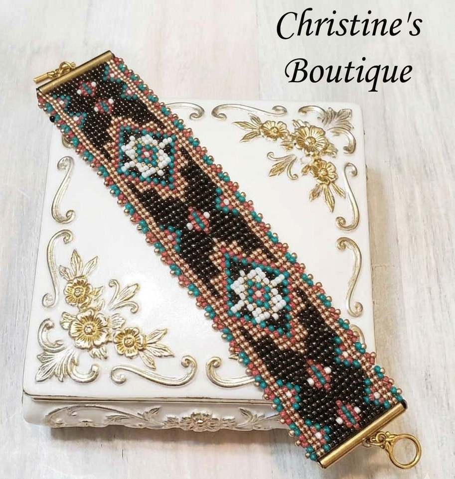 Mikuki Glass Southwestern Pattern Bracelet