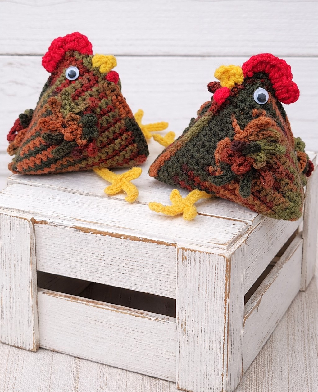 Crochet multi color rooster, easter basket decor