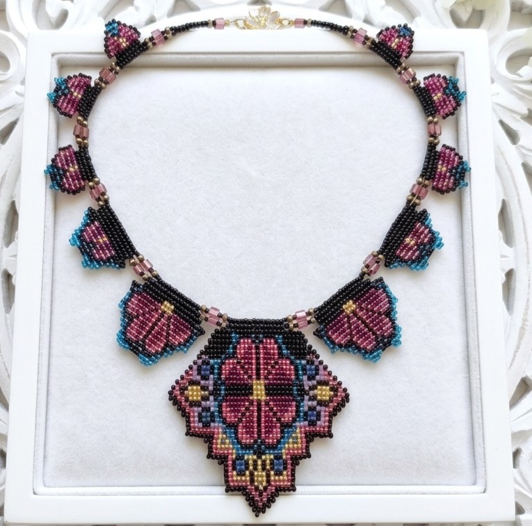 Miyuki Glass Flower Art Necklace