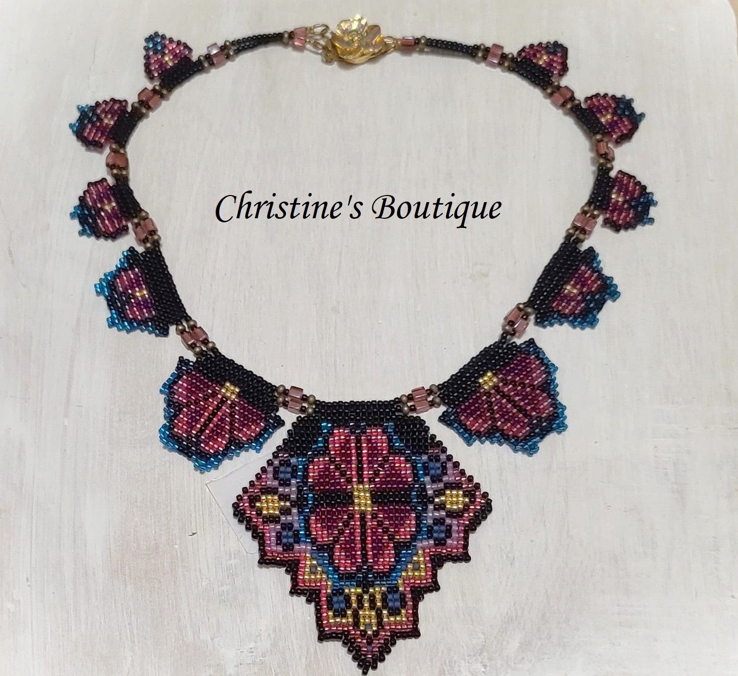 Geometric Floral Pattern Bead Weaved Necklace - Click Image to Close