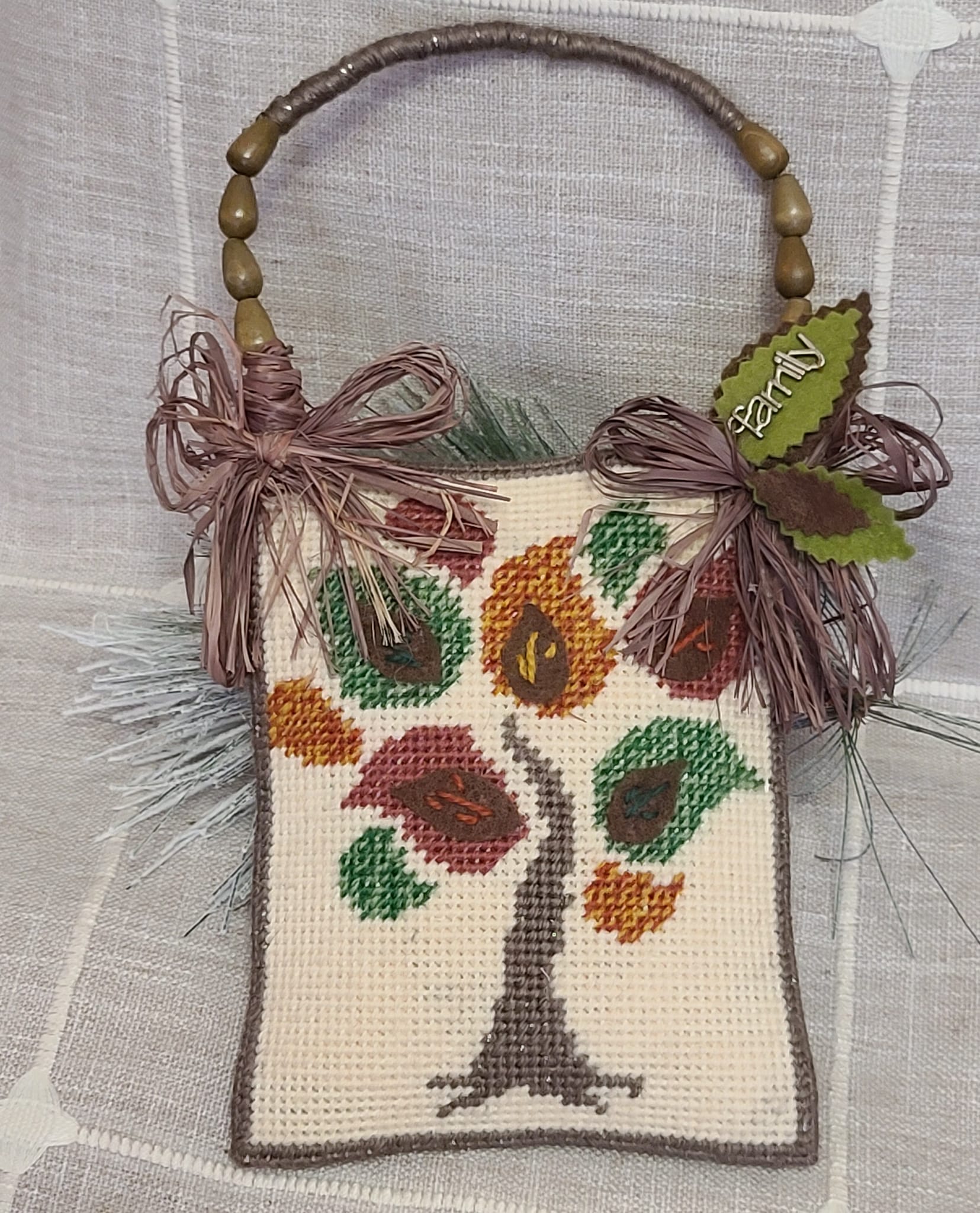 Needlepoint Tree of Life Family Oranmental Hanger - Click Image to Close