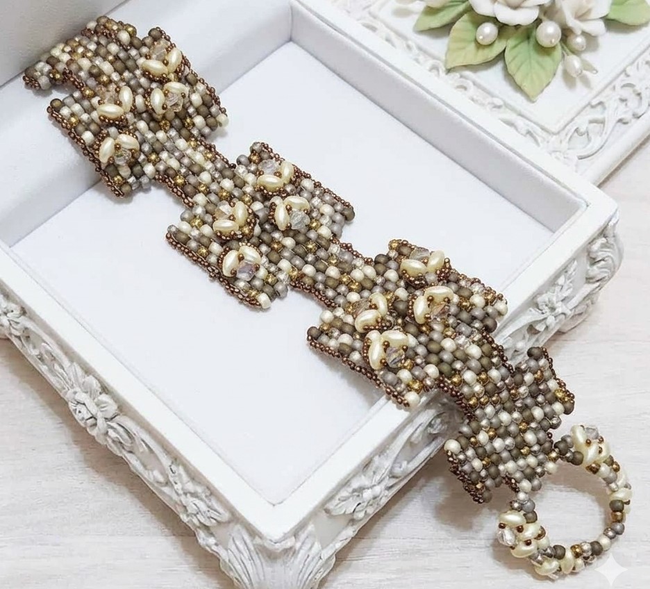 Miyuki Glass Metallic Beading with 2D Design Handcrafted Bracelet