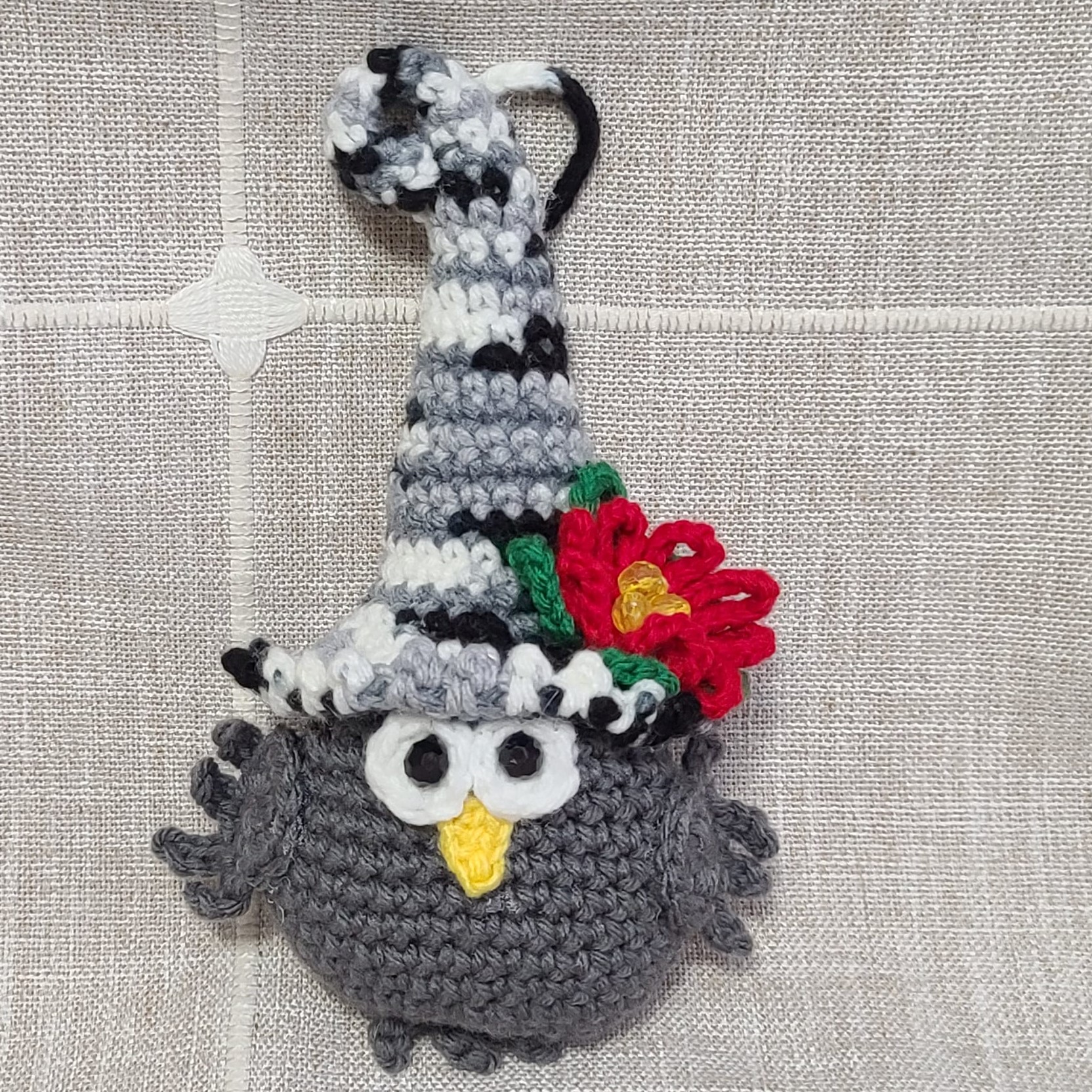 Crochet amigurumi handmad christmas owl ornament