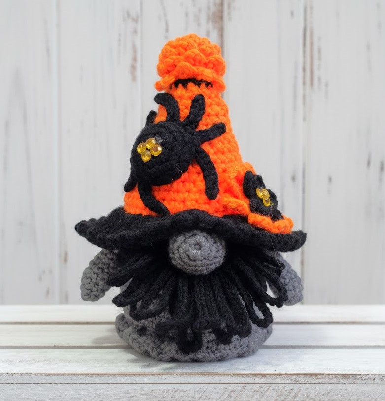 Crochet amigurumi halloween gnome