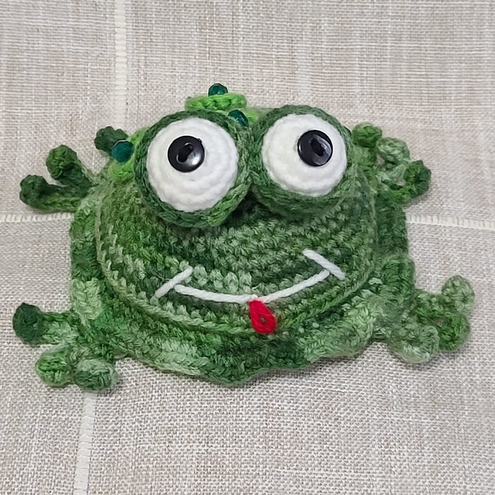 Crochet amigurumi handmade green frog