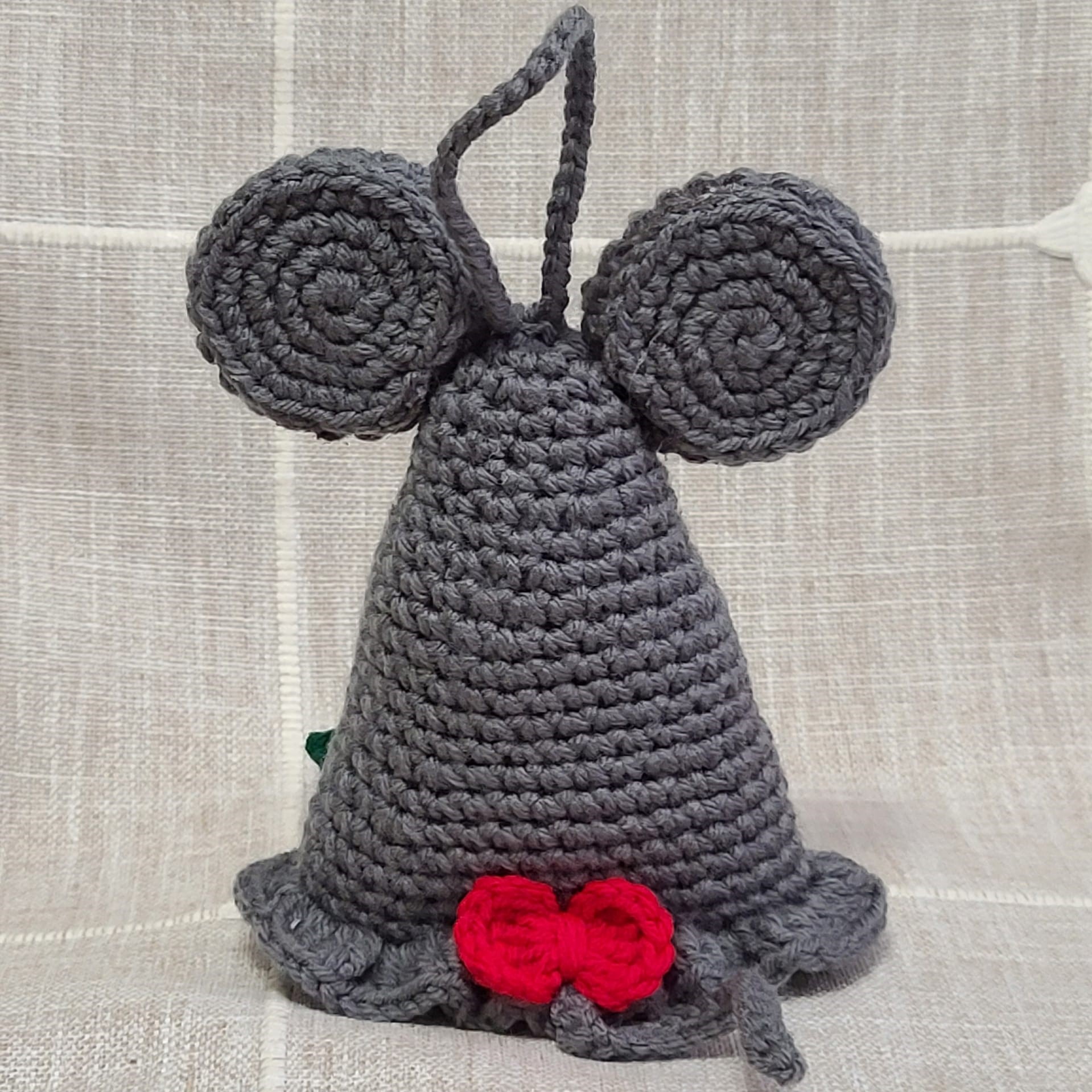 Crochet amigurumi handmade stuffed christmas mouse ornament