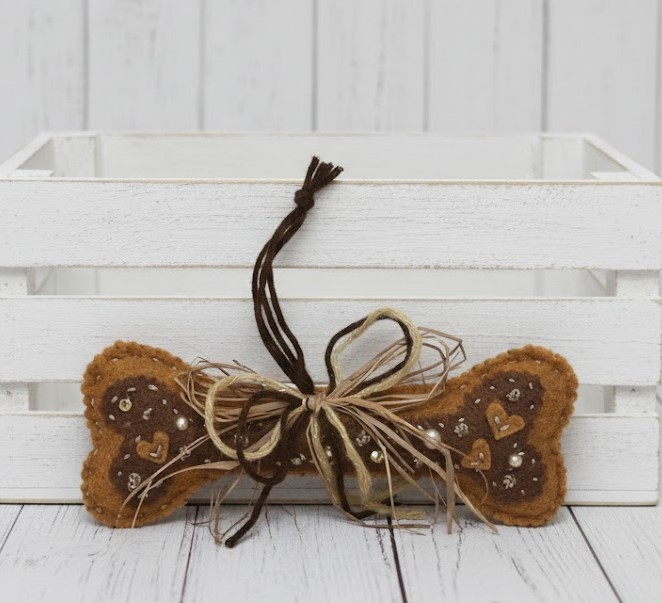 Dog bone ornament gingerbread felt with brown trims Dog bone ornament gingerbread felt with brown trims