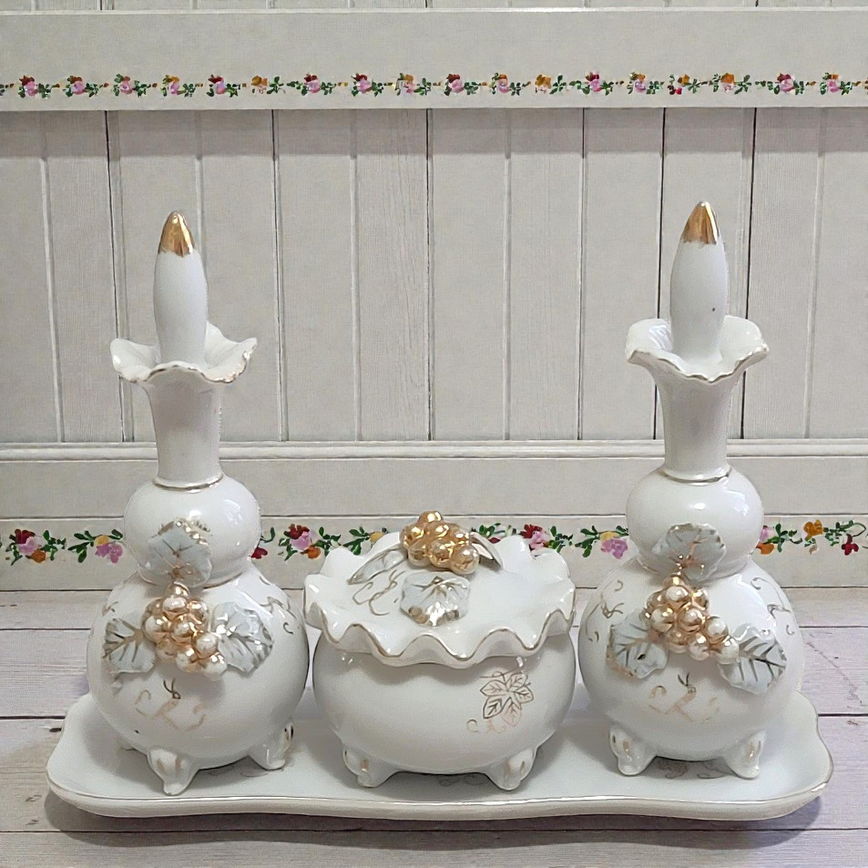 Vintage Enesco 7 pc Dresser Set Vanity Set Limonge