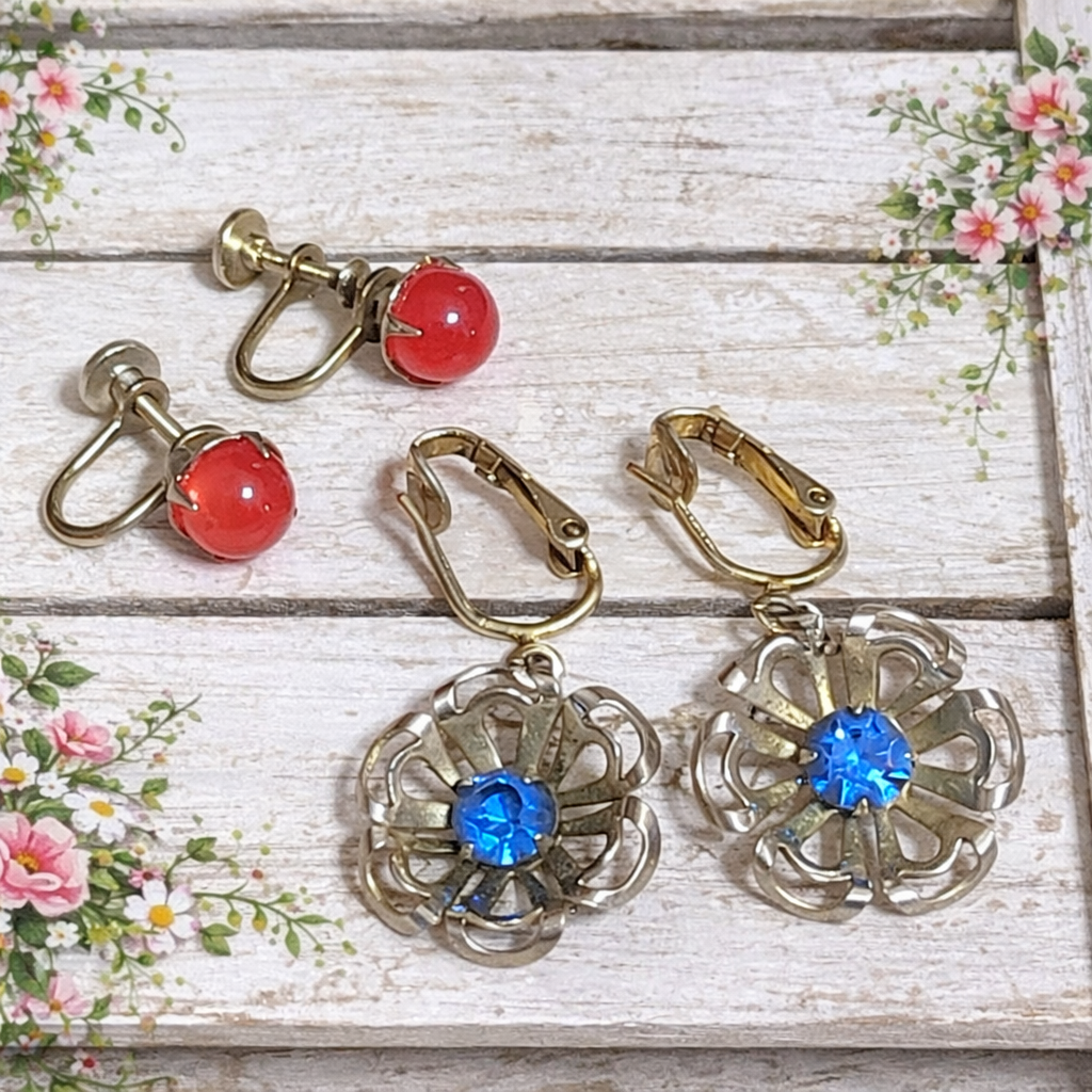 Clip on and screw back earrings, vintage, set of 2, red stud and blue rhinestone flower