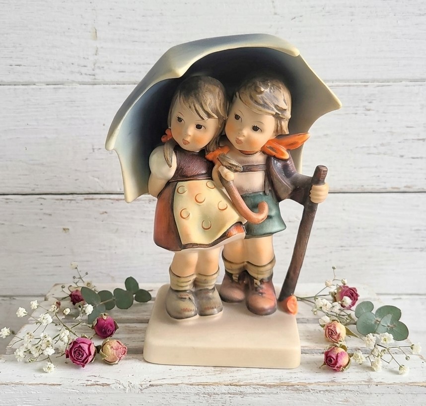 Goebel Hummel 1950's Stormy Weather #71 Germany
