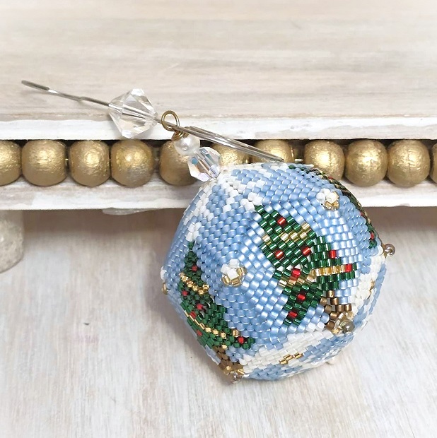Beaded ornament, handmade, miyuki glass beads, snow scene, christmas tree and snowflake