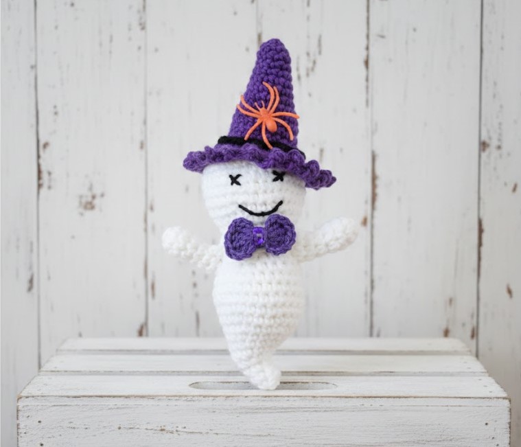 Handmade Amigurumi Ghost, Crochet Ghost with Witch Hat Handmade Amigurumi Ghost, Crochet Ghost with Witch Hat
