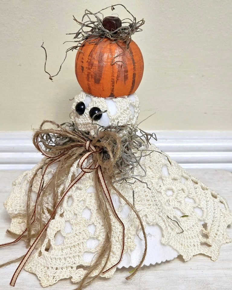 Ghost decor, Crochet Doily Ghost with Pumpkin, Cute Ghost, Tabletop display, flowing felt ghost, handmade