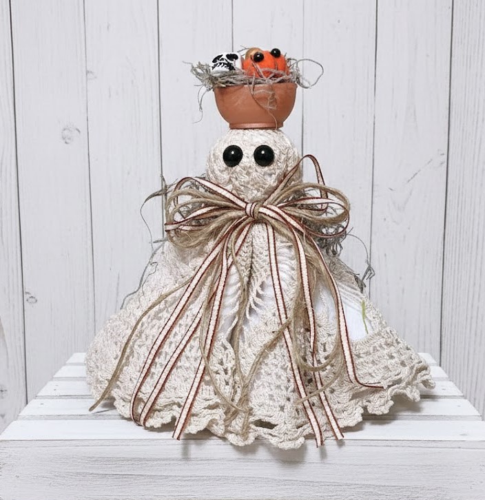 Ghost decor, Crochet Doily Ghost with Pumpkin, Cute Ghost, Tabletop display, flowing felt ghost, handmade