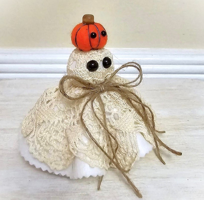 Ghost decor, Crochet Doily Ghost with Pumpkin, Cute Ghost, Tabletop display, flowing felt ghost, handmade