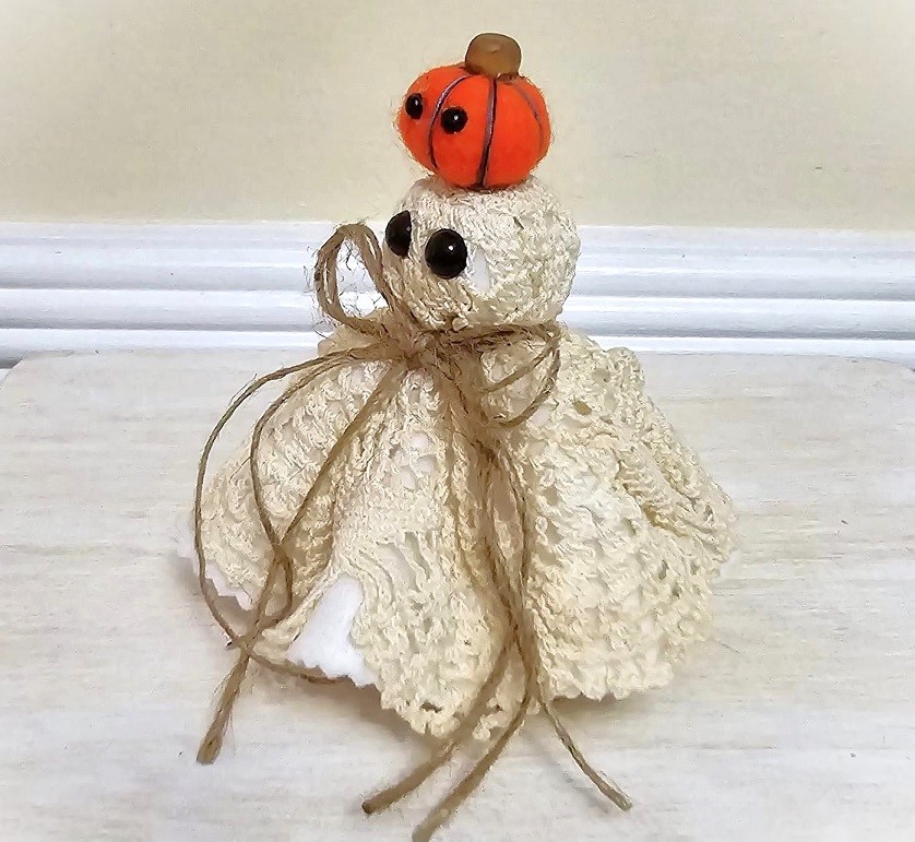 Ghost decor, Crochet Doily Ghost with Pumpkin, Cute Ghost, Tabletop display, flowing felt ghost, handmade