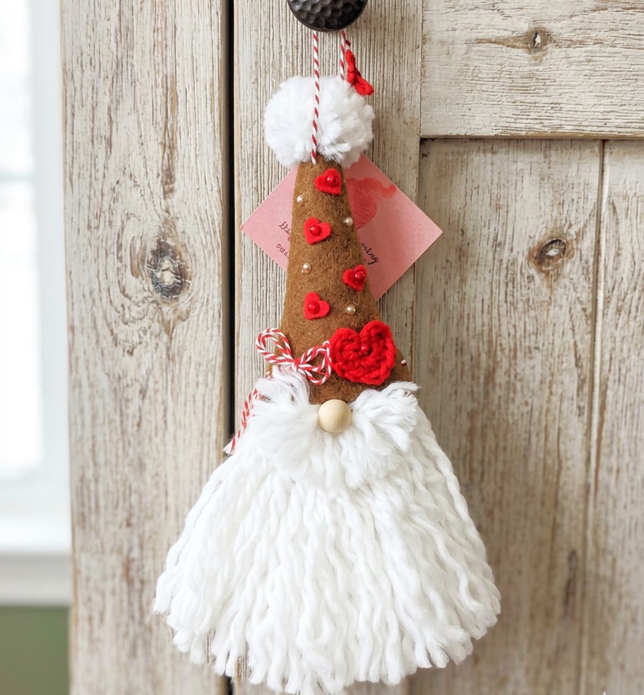 Gnome ornament, handmade gnome, gnome with gingerbread hat and hearts