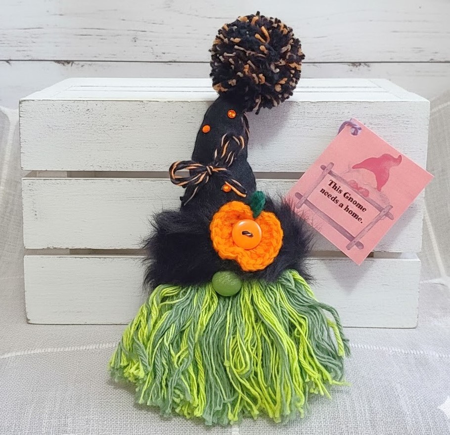 Gnome ornament, handmade gnome, halloween witch gnome, gnome with green beard and black hat Gnome ornament, handmade gnome, halloween witch gnome, gnome with green beard and black hat