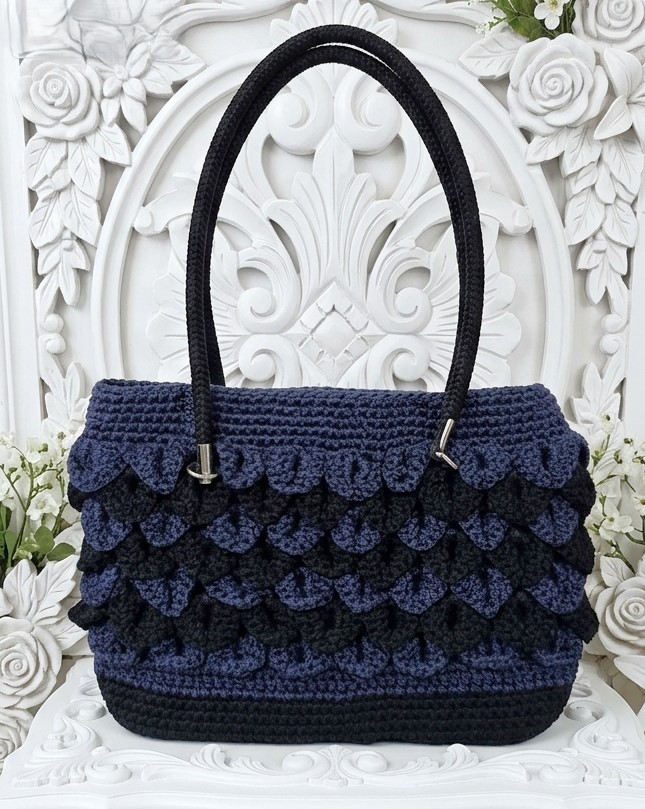 Macrame Dragon Scale Handbag Slate Gray and Black