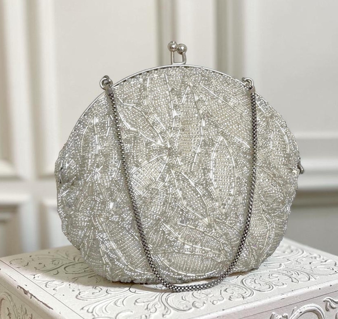 Walborg purse, vintage purse, silver beaded purse, round purse, kiss lock design, silver gray beads