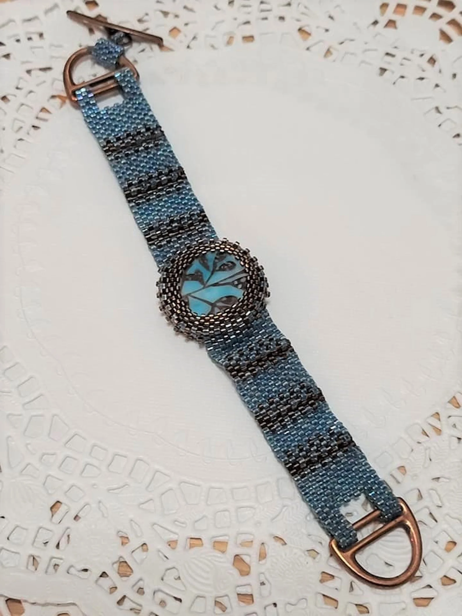 Center Ceramic Leaf Design Watch Style Bracelet