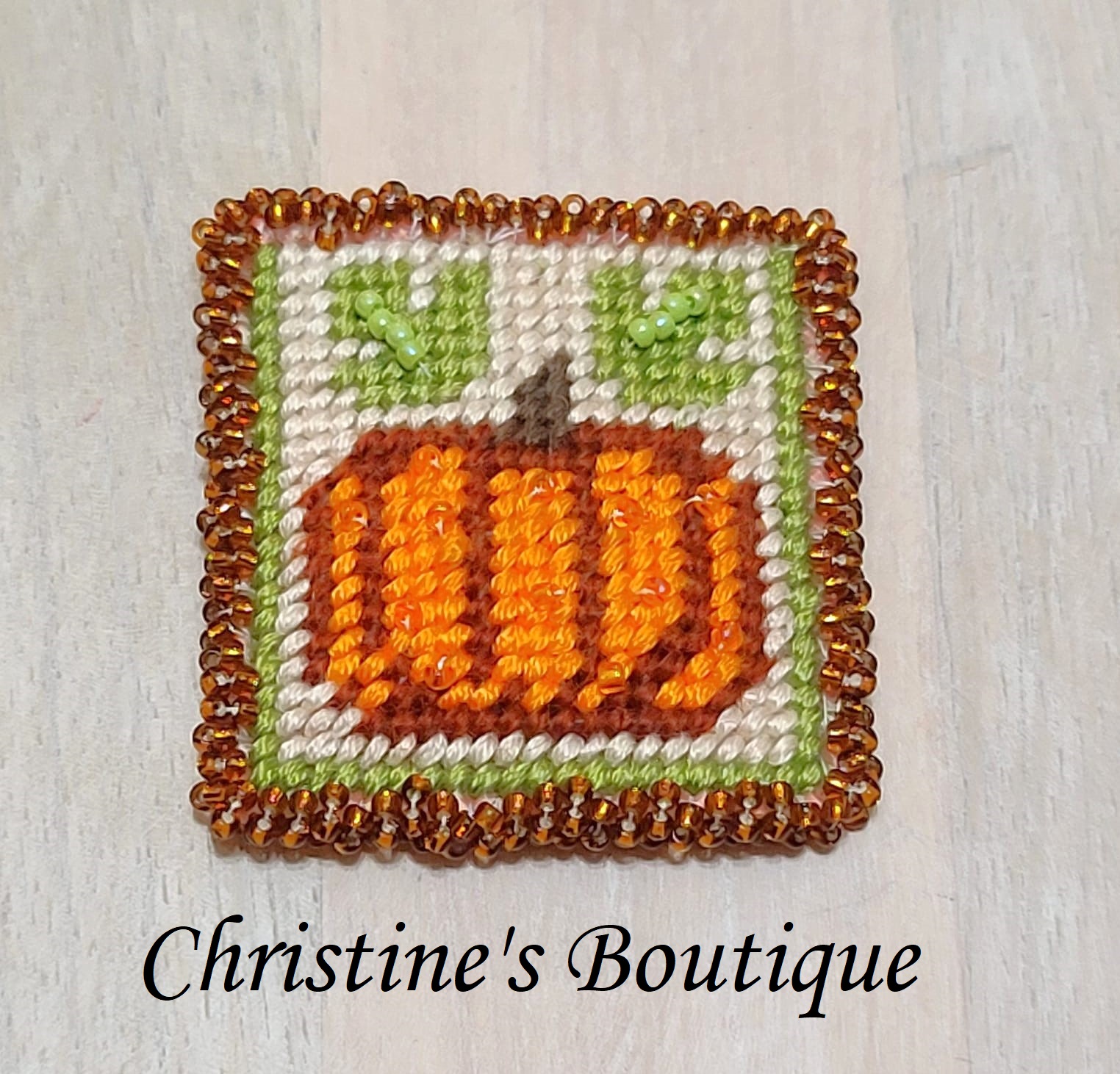 Pumpkin pin, handcrafted, needlepoint and beadwork - Click Image to Close