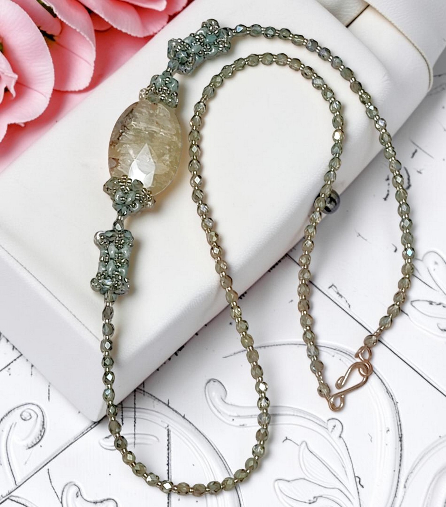 Green Agate Gemstone with Green Aurora Crystal Necklace