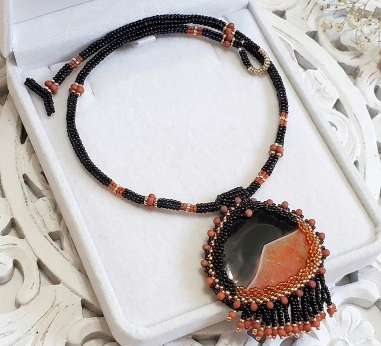 Agate Gemstone Pendant Necklace with Miyuki Glass Beaded Rope