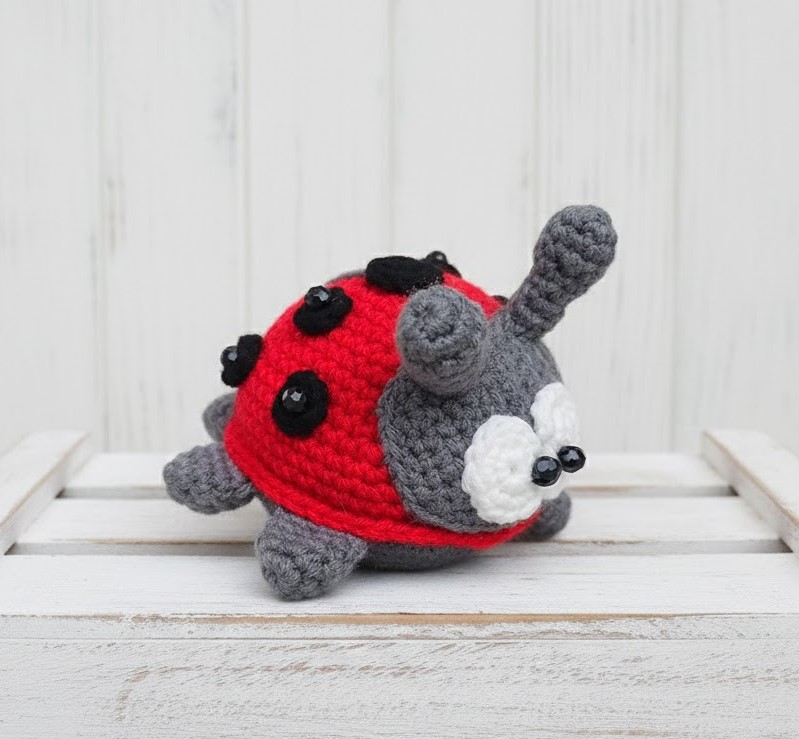 Crochet Lady Bug Black and Gray