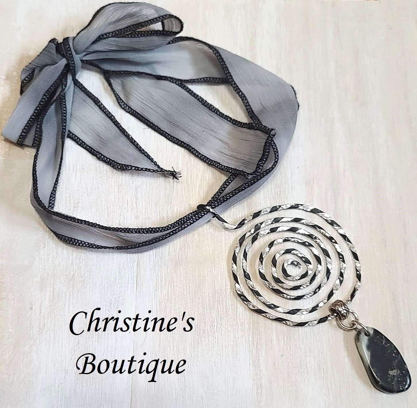 Handcrafted Pendant Necklace, Aluminum Silver and Black - Click Image to Close