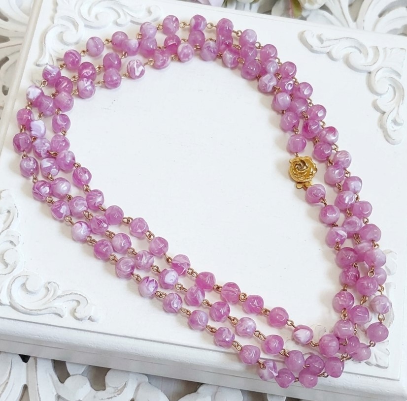 Liliac Purple Swirl Beaded Flapper Necklace with Rose Clasp