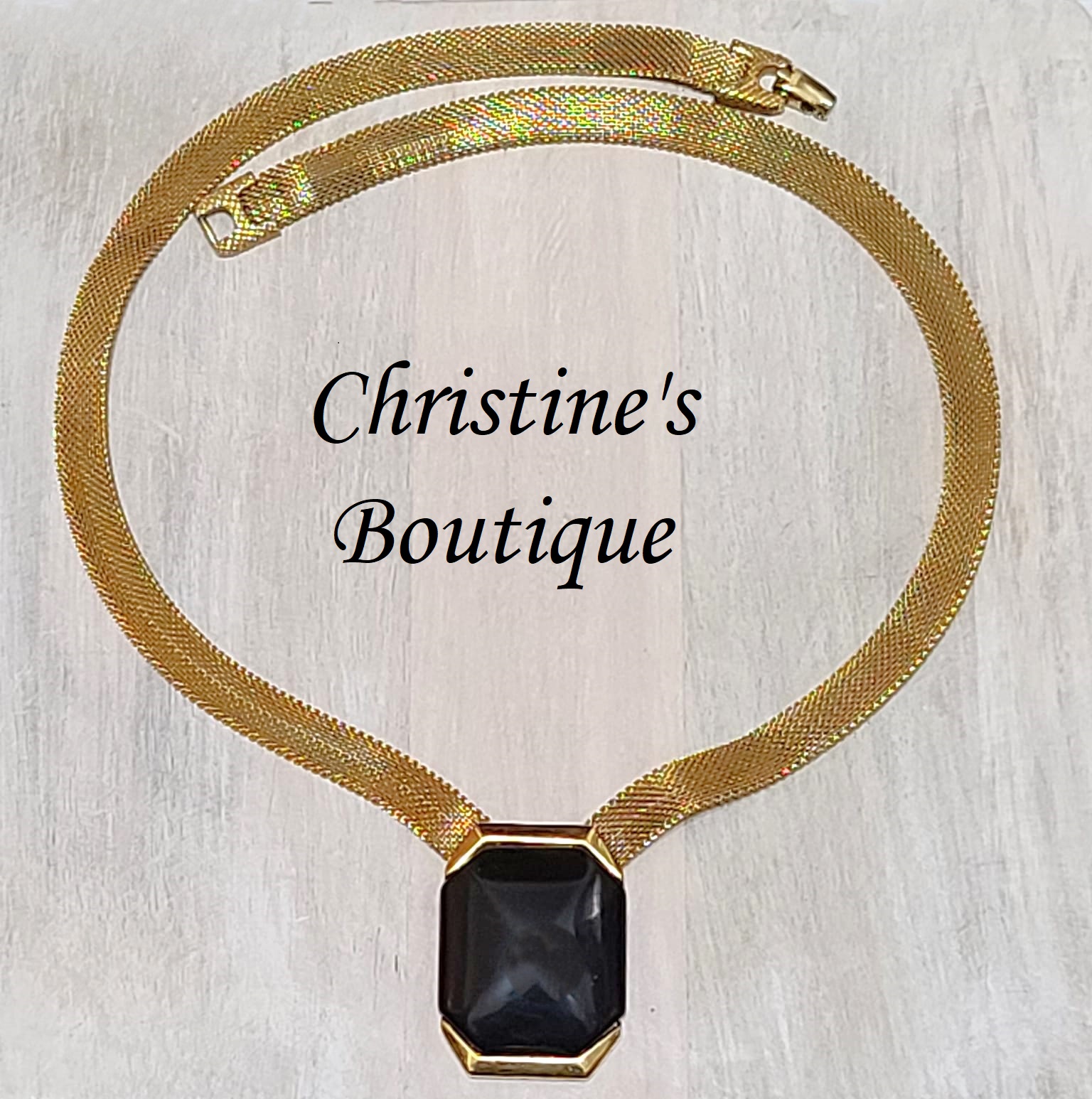 Crown Trifari necklace, vintage, center black cabachon gold mesh - Click Image to Close