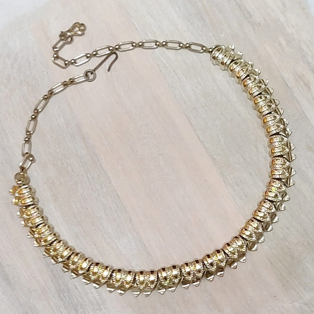 Vintage choker necklace, goldtone princess cut edging