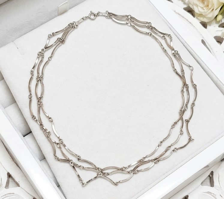 Vintage multi strand necklace, curved link in silver metal