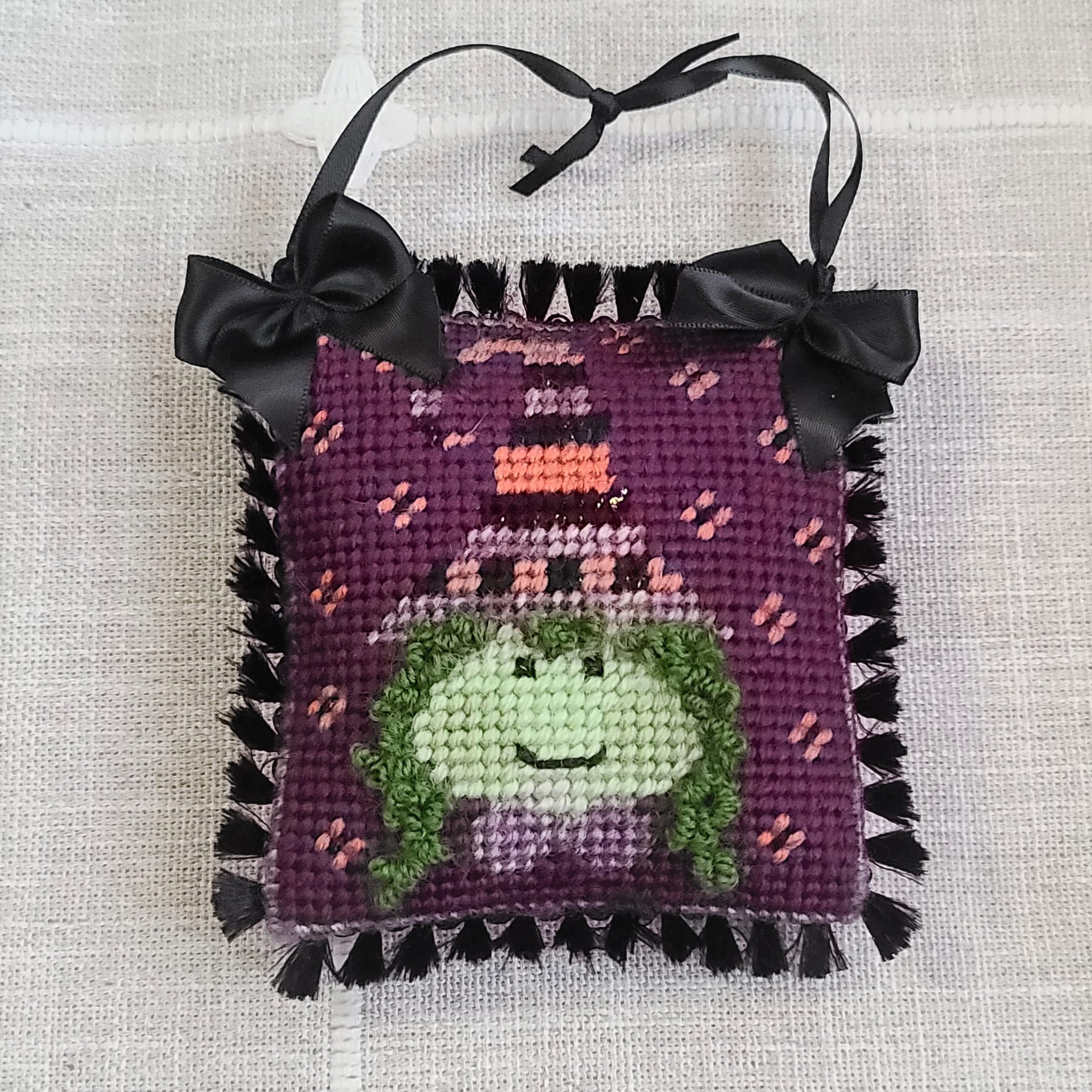 Needlepoint Halloweeen witch ornament - Click Image to Close