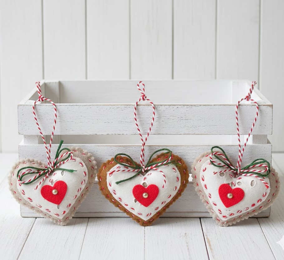 Cookie and gingerbread felt hearts set of 3 Cookie and gingerbread felt hearts set of 3