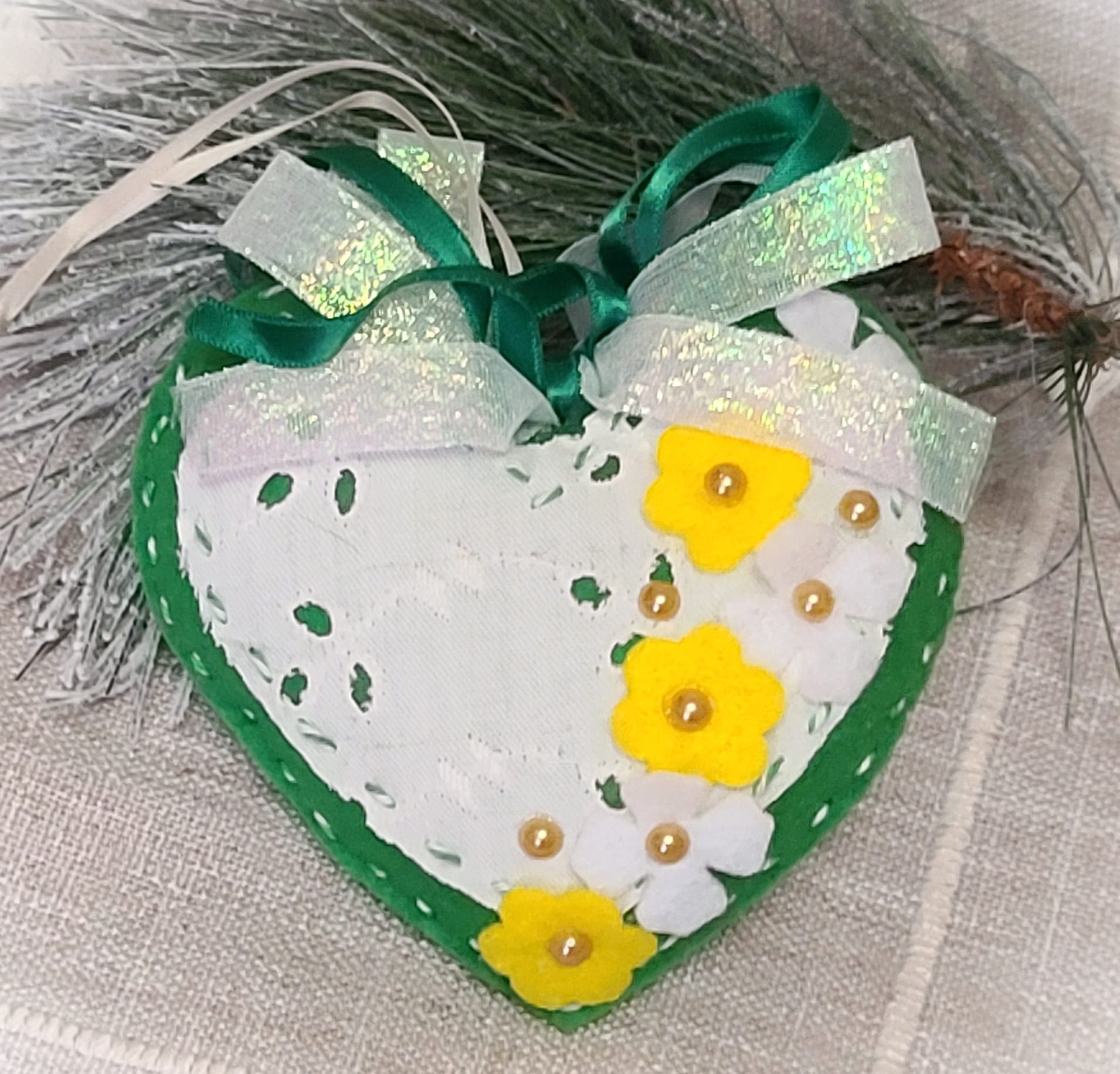 Felt Spring heart ornament with lace and yellow flowers - Click Image to Close