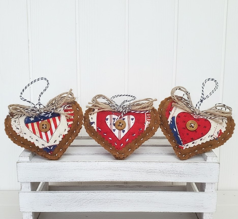Patriotic heart shaped gingerbread ornaments - set of 3